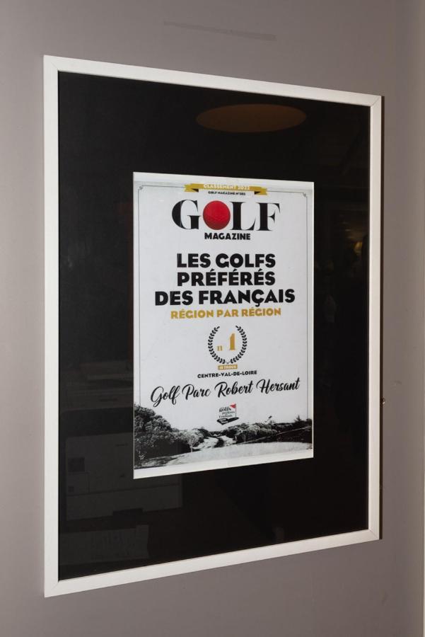 Le Gingko - Hotel du Golf Parc Robert Hersant La Chaussée-dʼIvry Buitenkant foto