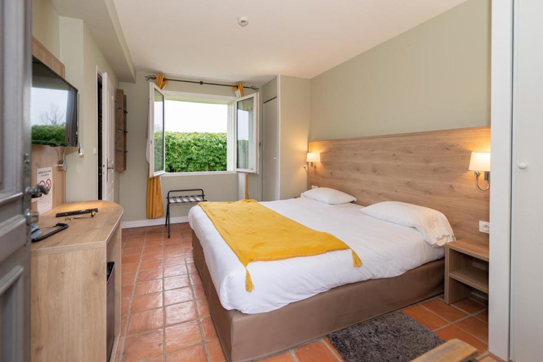 Le Gingko - Hotel du Golf Parc Robert Hersant La Chaussée-dʼIvry Buitenkant foto