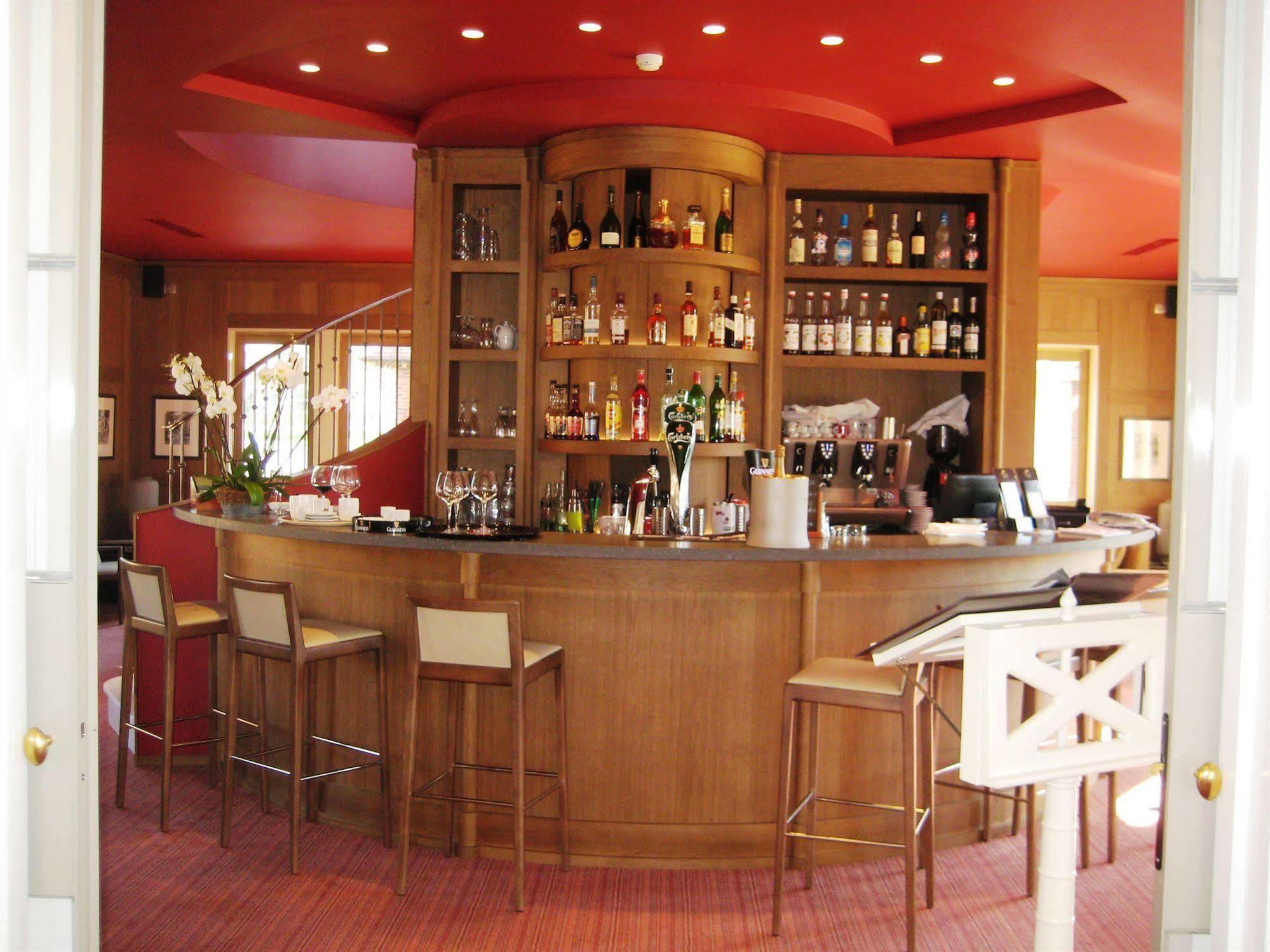 Le Gingko - Hotel du Golf Parc Robert Hersant La Chaussée-dʼIvry Buitenkant foto
